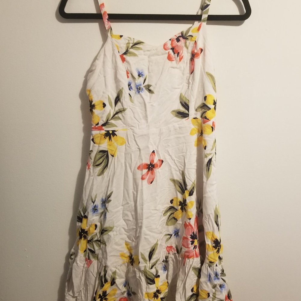 Old Navy Summer Dress - White Floral - Medium